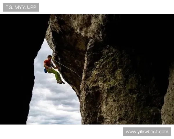 极限运动的魅力与挑战:西安极限运动队的创新与突破之路 极限运动的魅力与挑战:西安极限运动队的创新与突破之路