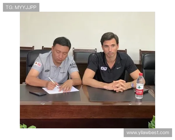 深入分析成都篮球队进攻战术与球员配合的奥秘与技巧